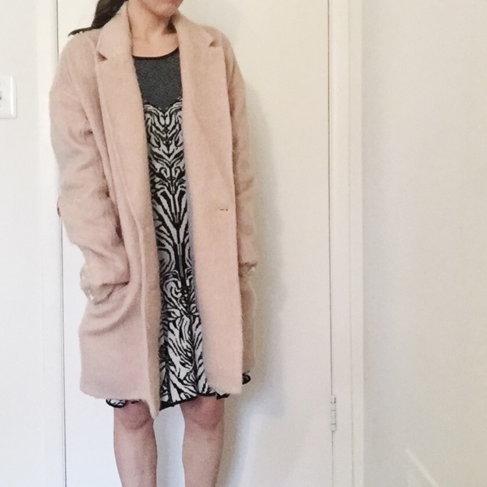 ✨💥RARE💥 A&F Pink Wool Coat✨ - Picture 8 of 11